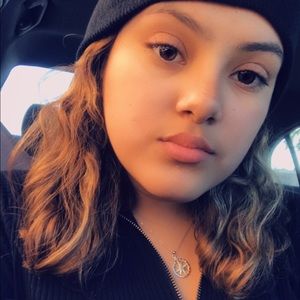 Meet your Posher, Sandra